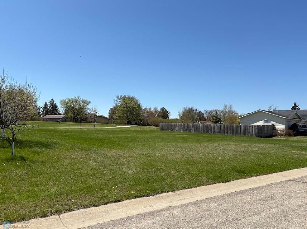 905 Red Willow Dr Frazee, MN 56544 - Thumbnail 3