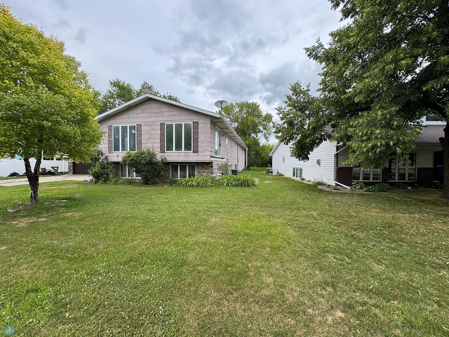 609 Lily Ln Ada, MN 56510 - Thumbnail 3