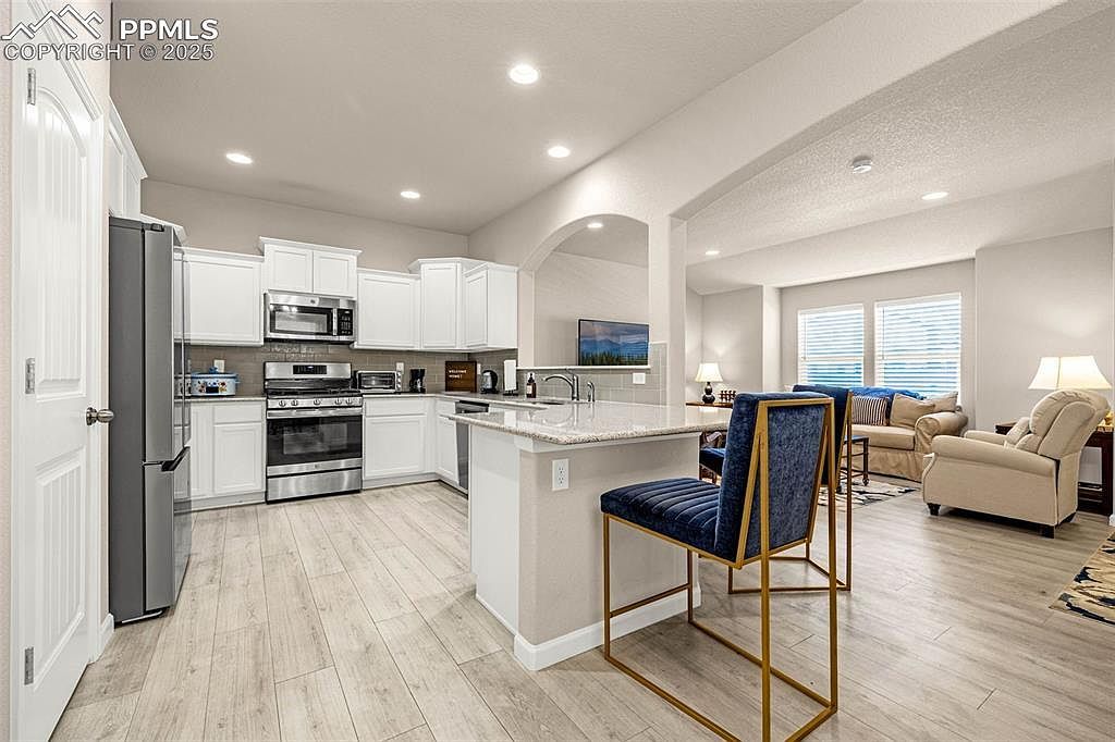 6231 Old Glory Dr Colorado Springs, CO 80925 - Thumbnail 3