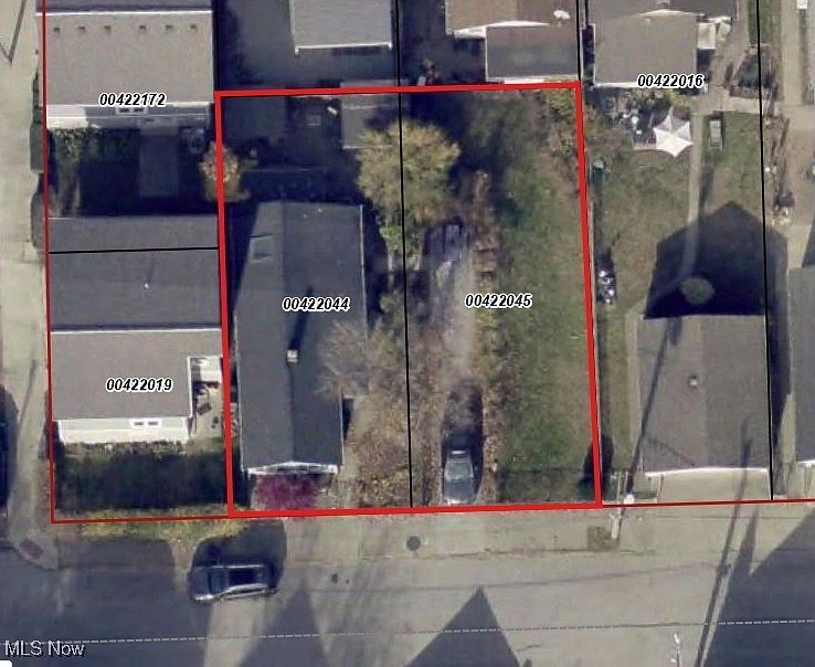 782 Brayton Ave Cleveland, OH 44113 - Thumbnail 3