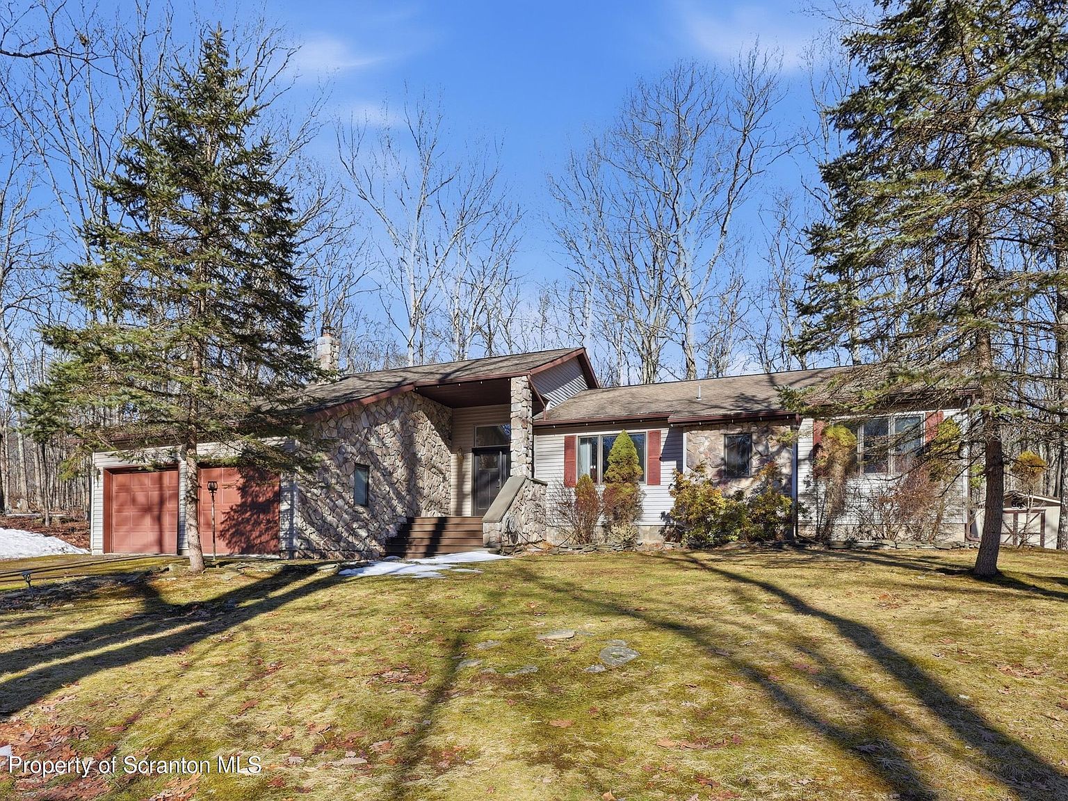 1197 Dewberry Dr Hawley, PA 18428 - Thumbnail 3