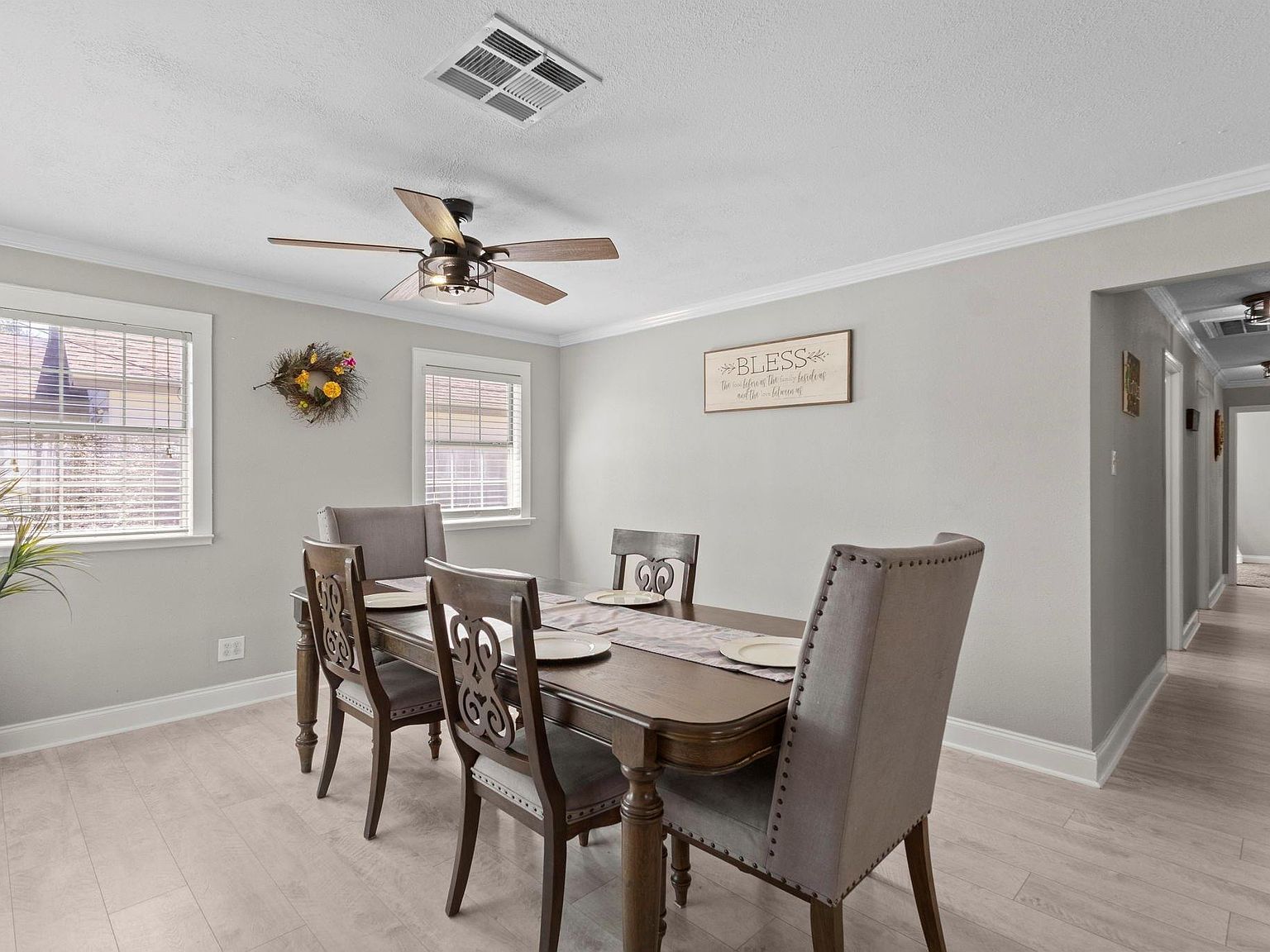 1006 Montgomery St Port Neches, TX 77651 - Thumbnail 3