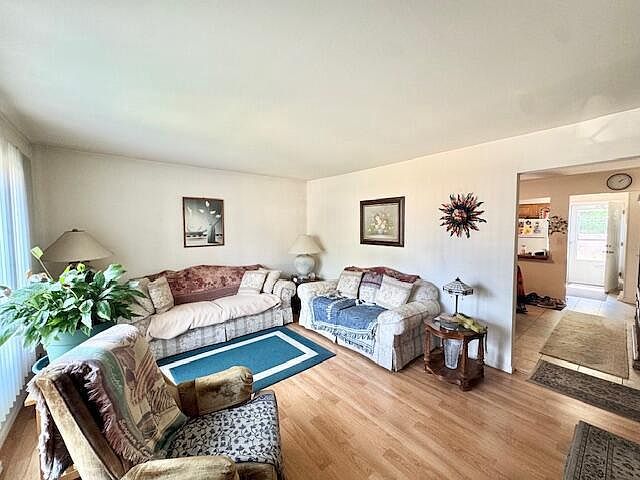 1519 87th Pl Kenosha, WI 53143 - Thumbnail 3