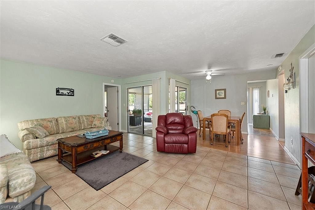 10746 Lemontree Ct Lehigh Acres, FL 33936 - Thumbnail 3