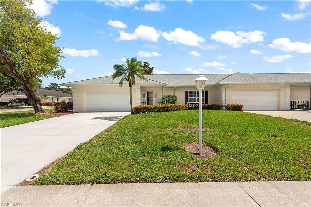1207 Arcola Dr Fort Myers, FL 33919 - Thumbnail 3