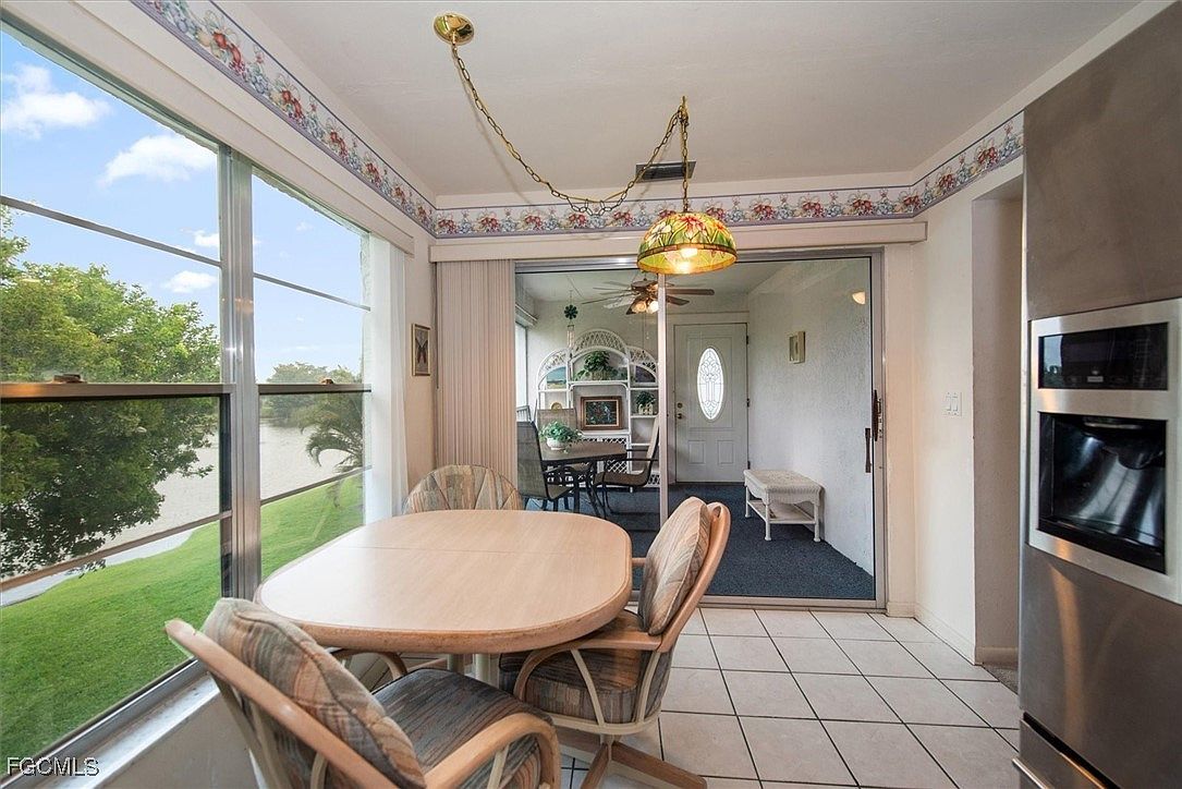 6852 Sandtrap Dr APT 4 Fort Myers, FL 33919 - Thumbnail 3