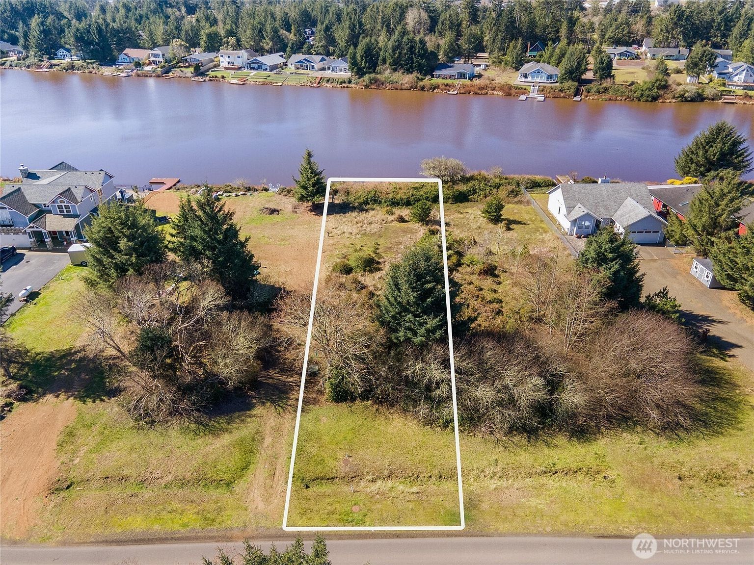 599 E Chance A La Mer NE Ocean Shores, WA 98569 - Thumbnail 3