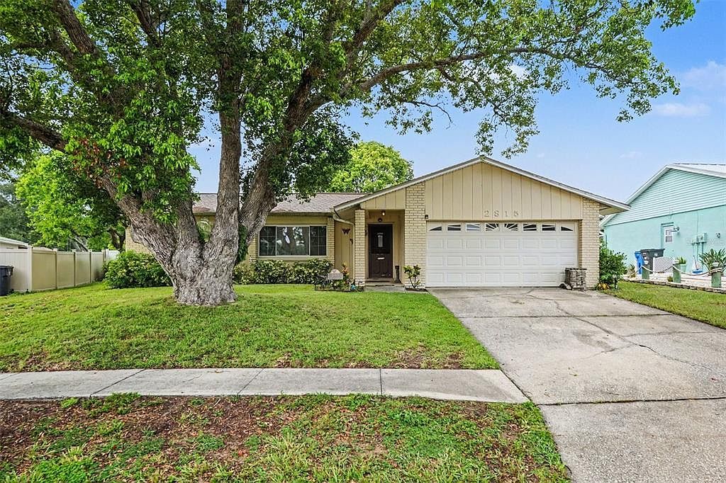 2815 Linden Tree St Seffner, FL 33584 - Thumbnail 3