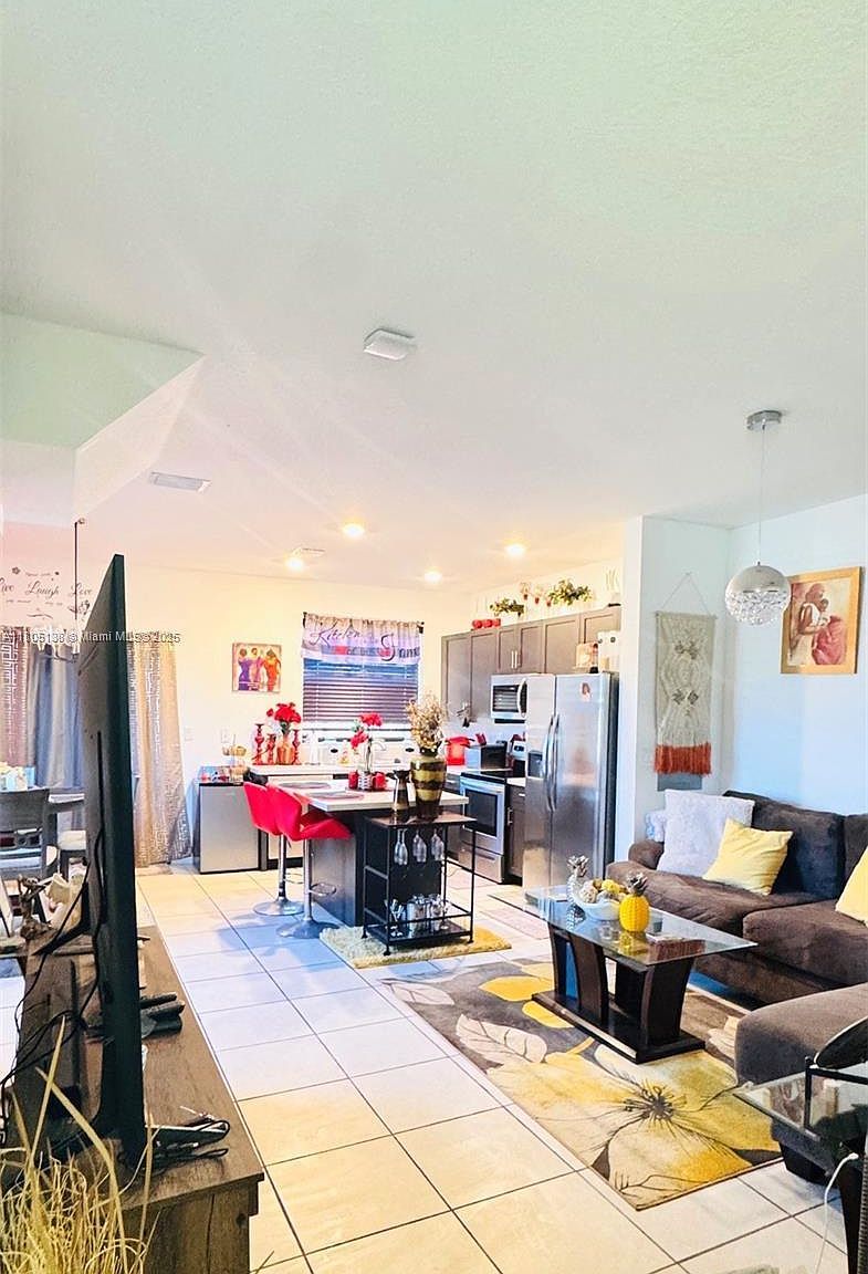 21463 NE 3rd Path Miami, FL 33179 - Thumbnail 3