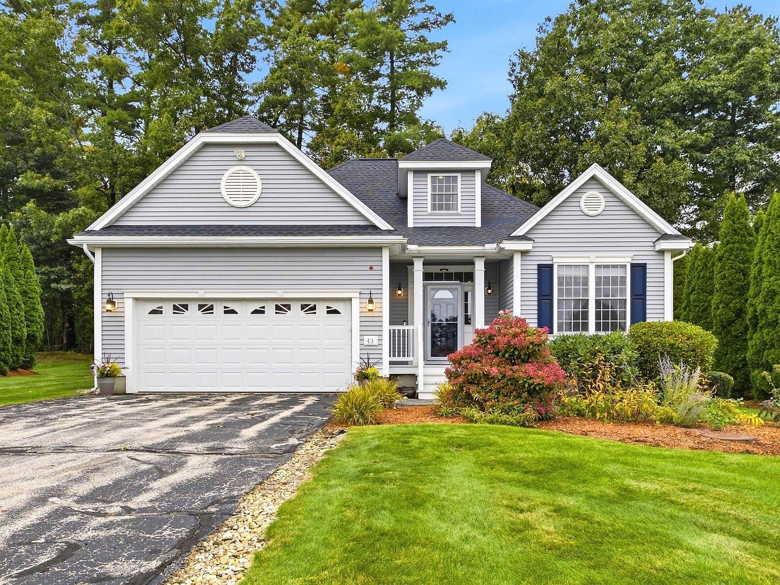 43 Sawgrass Circle Londonderry, NH 03053 - Thumbnail 3