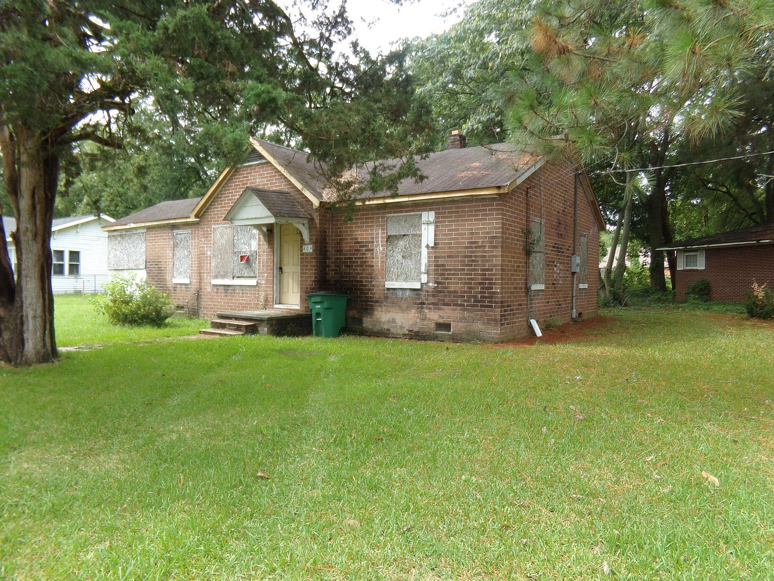 409 Munnerlyn St Bishopville, SC 29010 - Thumbnail 3