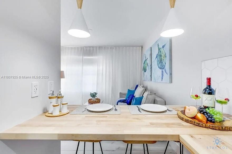 7326 Collins Ave APT 201 Miami Beach, FL 33141 - Thumbnail 3