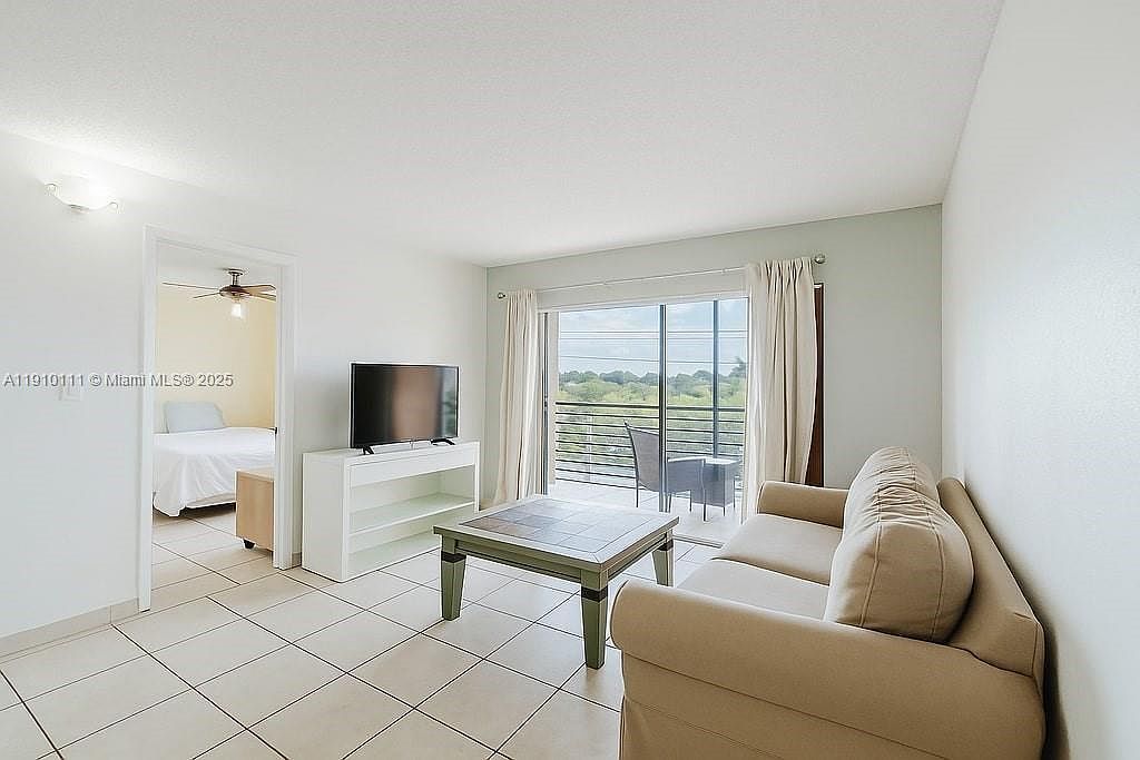 3110 N Pine Island Rd #409 Sunrise, FL 33351 - Thumbnail 3
