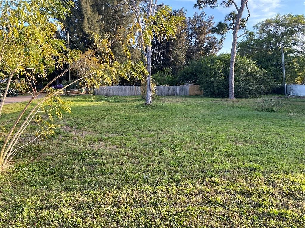 5670 Roosevelt Blvd #4 Clearwater, FL 33760 - Thumbnail 3