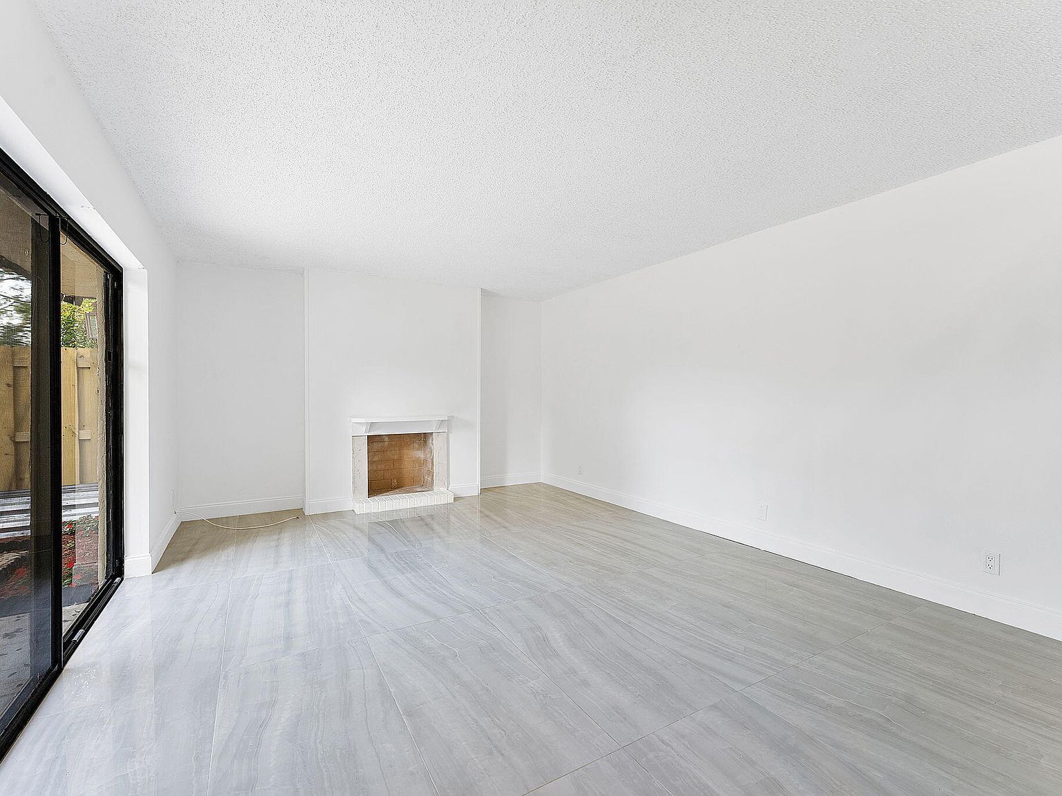 1624 Forest Lakes Cir APT C West Palm Beach, FL 33406 - Thumbnail 3