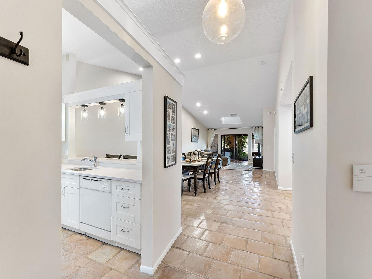 5861 Sunswept Ln Boynton Beach, FL 33437 - Thumbnail 3