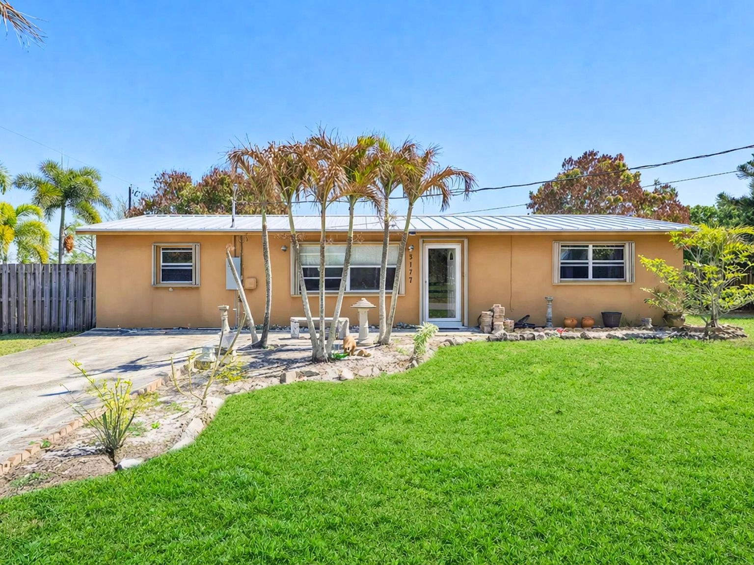 3177 SE Golden Gate Ave Stuart, FL 34997 - Thumbnail 3