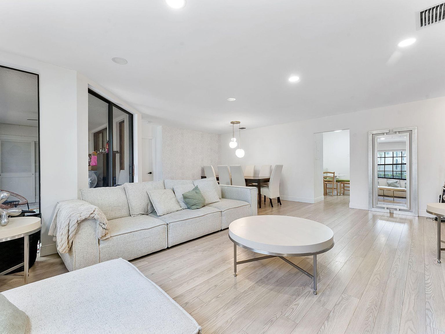 5171 Floria Dr APT H Boynton Beach, FL 33437 - Thumbnail 3