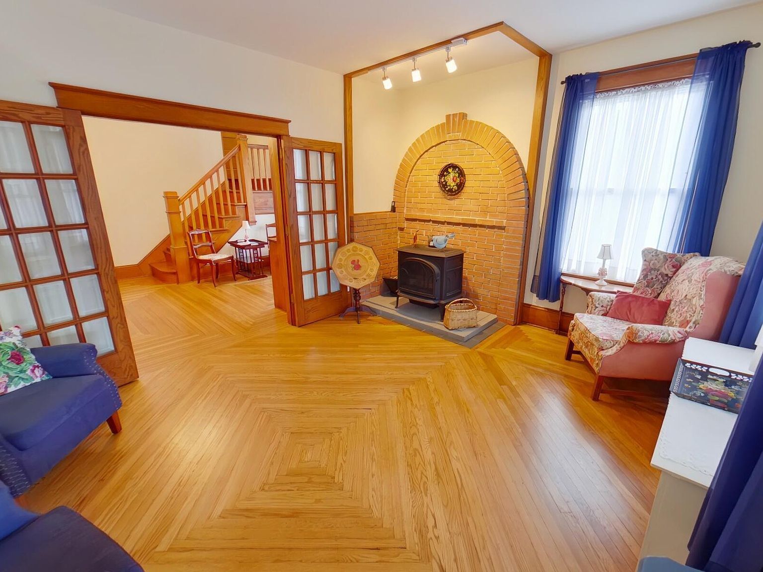 416 Dewart St Danville, PA 17868 - Thumbnail 3