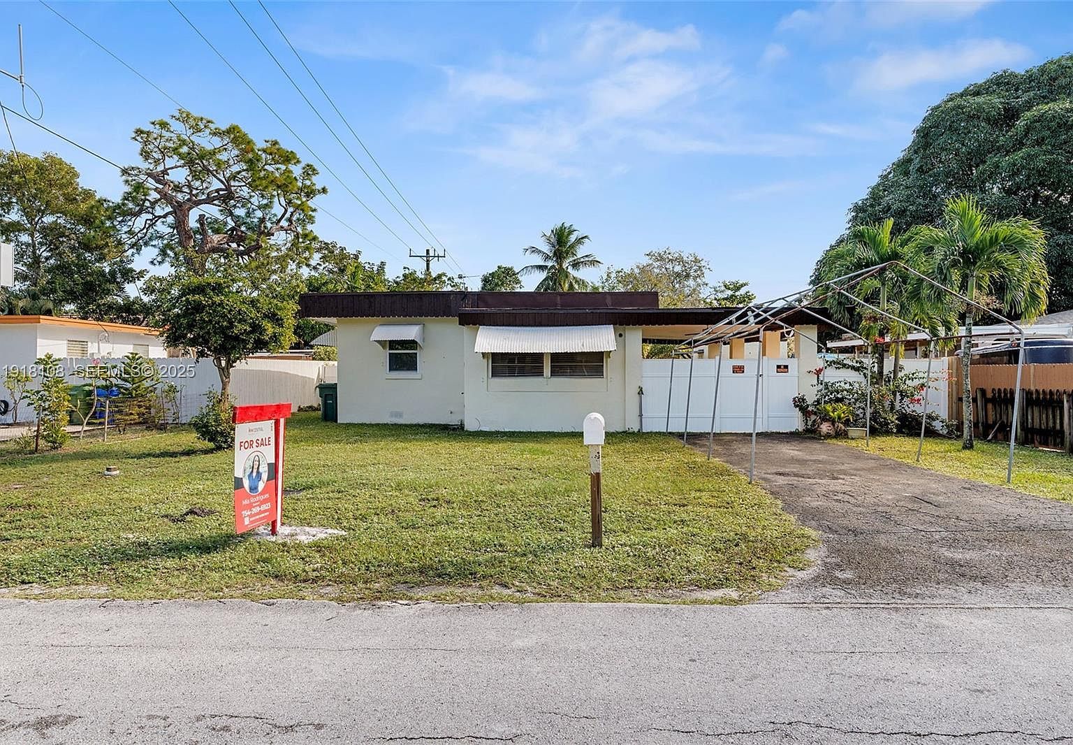 1464 SW 29th Ave Fort Lauderdale, FL 33312 - Thumbnail 3