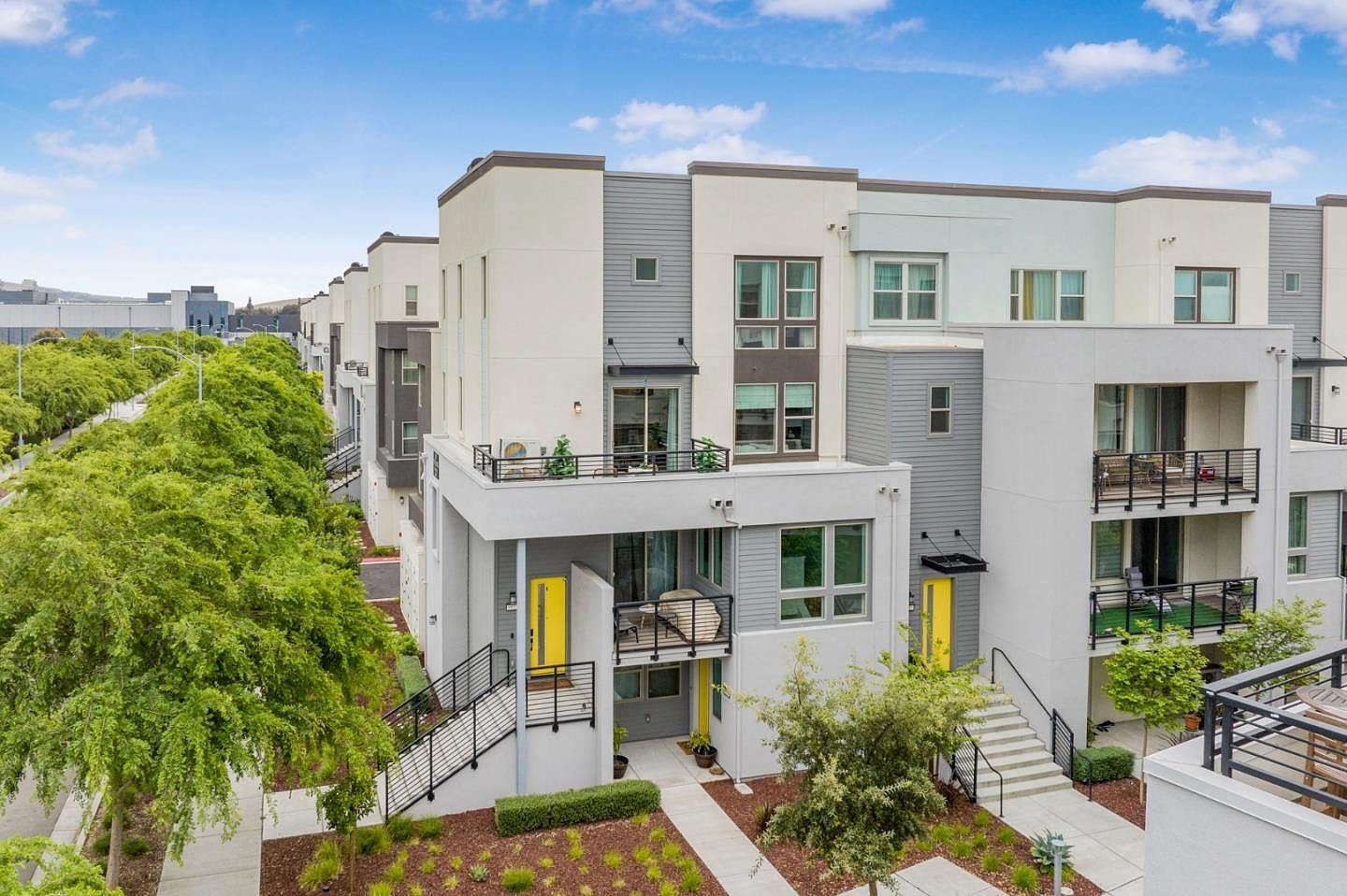 6823 Vector Ct San Jose, CA 95119 - Thumbnail 3