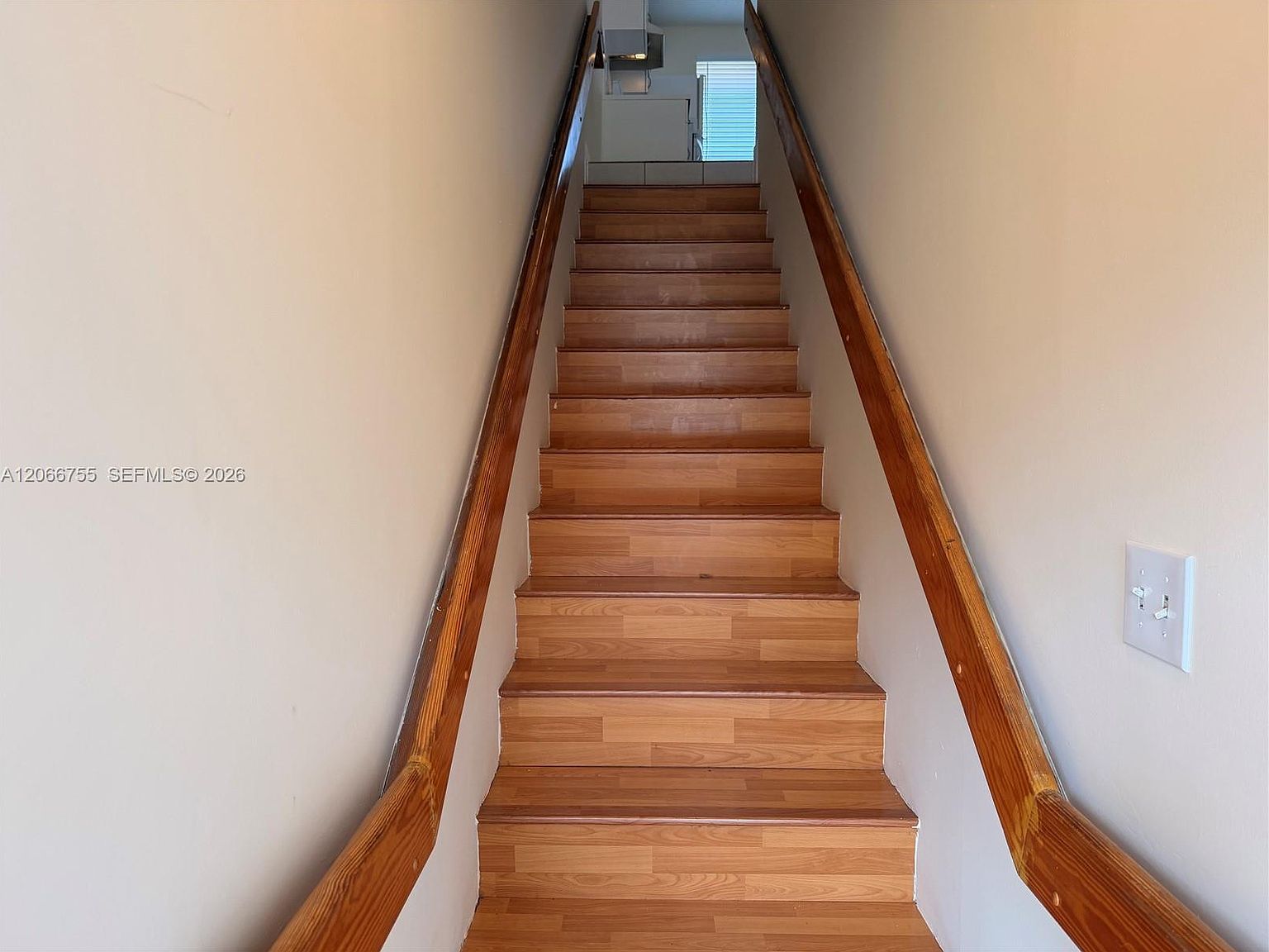 8019 Lake Dr APT 202 Doral, FL 33166 - Thumbnail 3