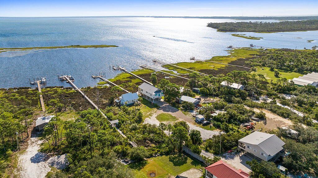 180 Pilot Dr Port Saint Joe, FL 32456 - Thumbnail 3