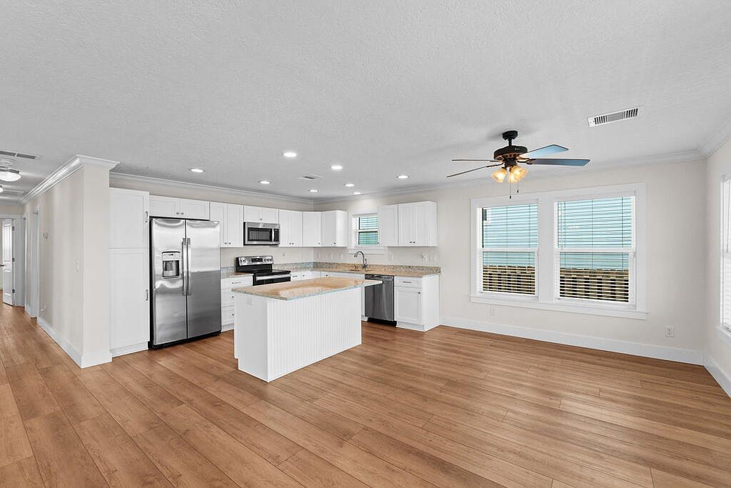 9148 W Highway 98 Port Saint Joe, FL 32456 - Thumbnail 3