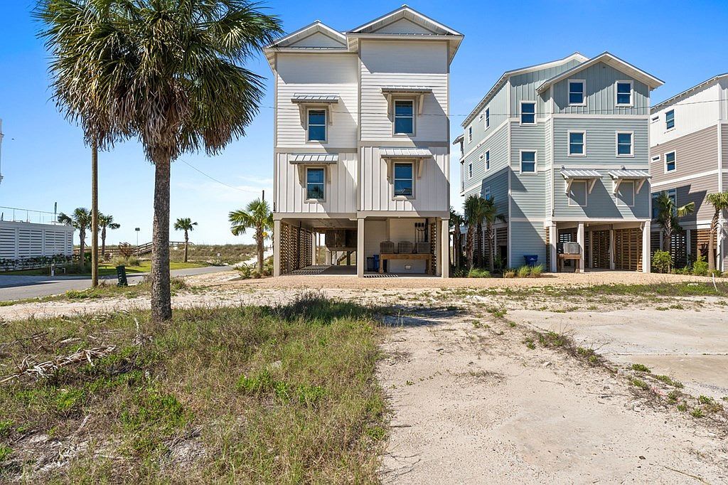 114 S 35th St Pt Saint Joe, FL 32456 - Thumbnail 3