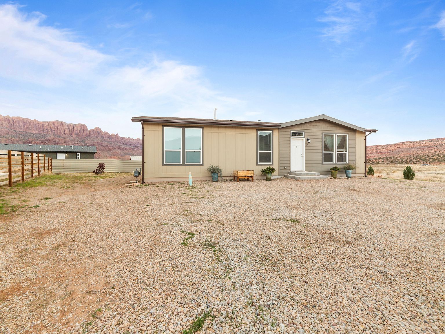 19 N Entrada Cir Moab, UT 84532 - Thumbnail 3