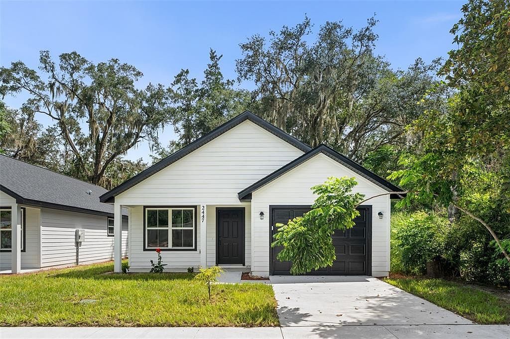 2447 SE 10TH AVENUE Gainesville, FL 32641 - Thumbnail 3
