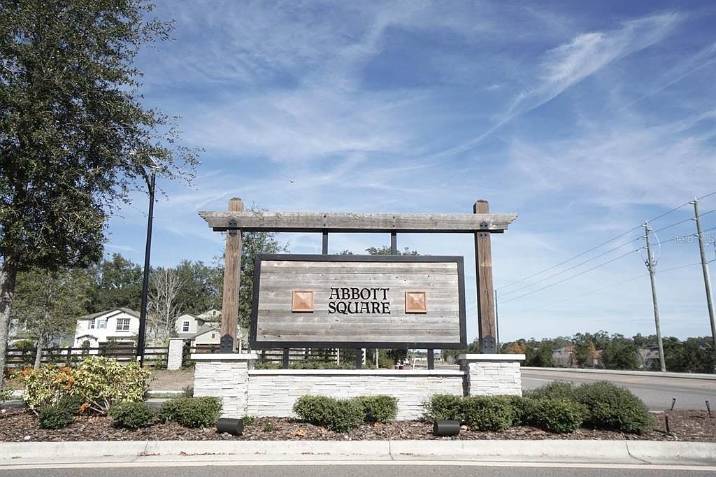 6417 Ten Acre Ct Zephyrhills, FL 33541 - Thumbnail 3