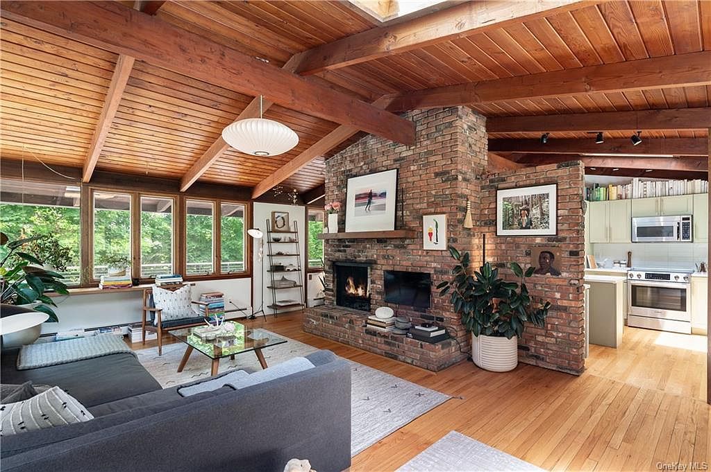 11 Beacon Hill Rd Ardsley, NY 10502 - Thumbnail 3