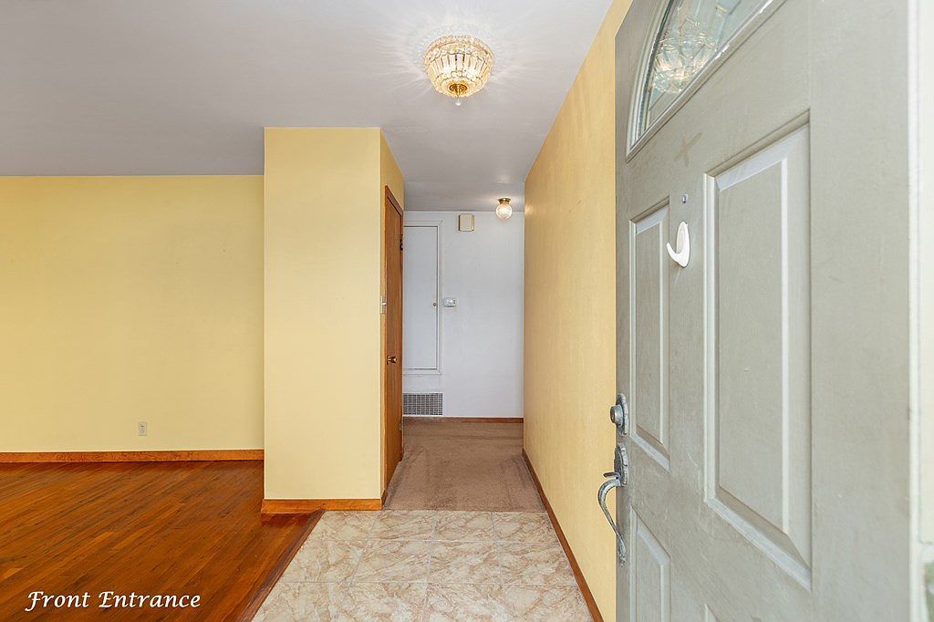 140 E Gibson St Jasper, TX 75951 - Thumbnail 3