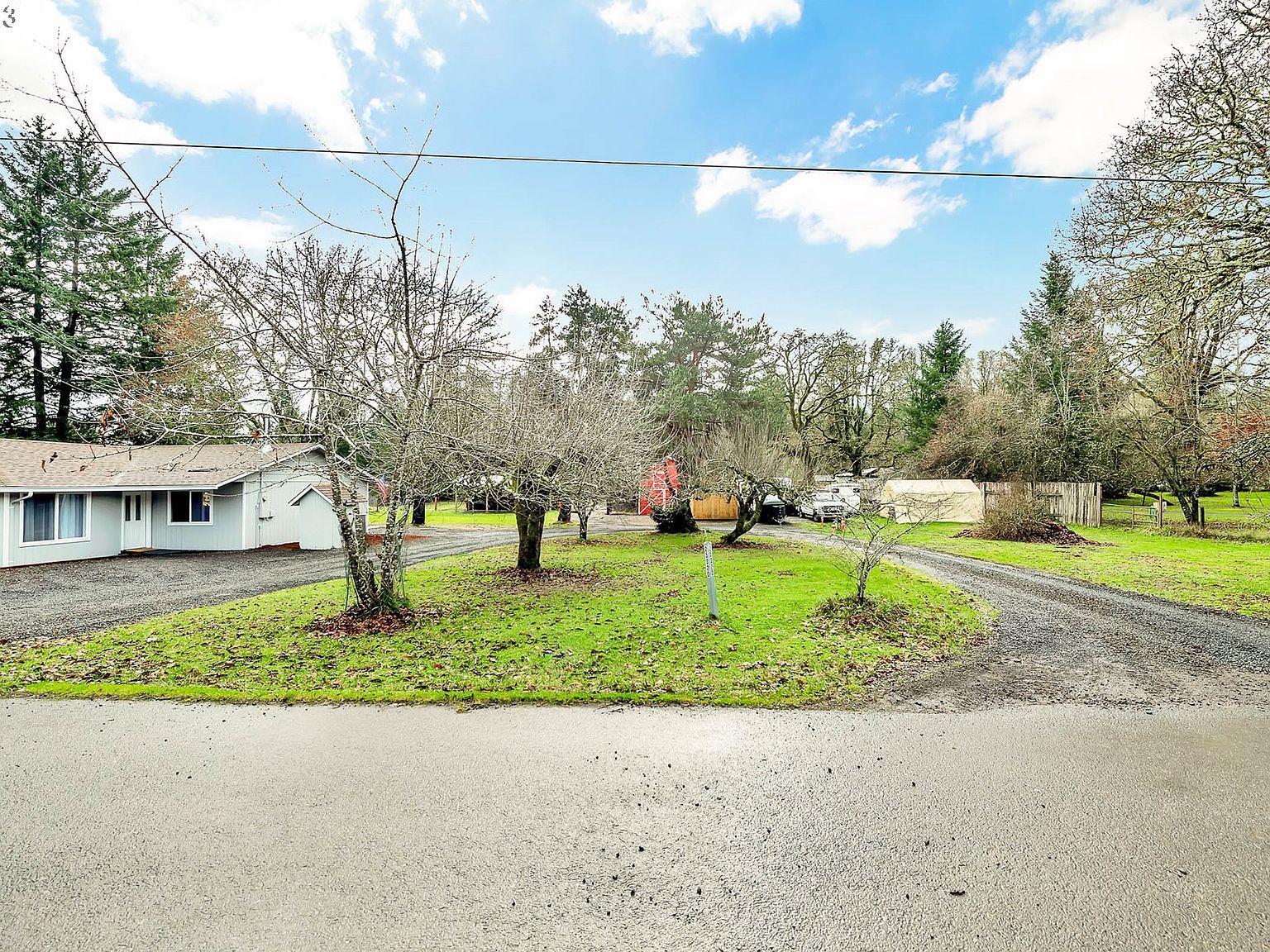 25020 Oak Ln Elmira, OR 97437 - Thumbnail 3