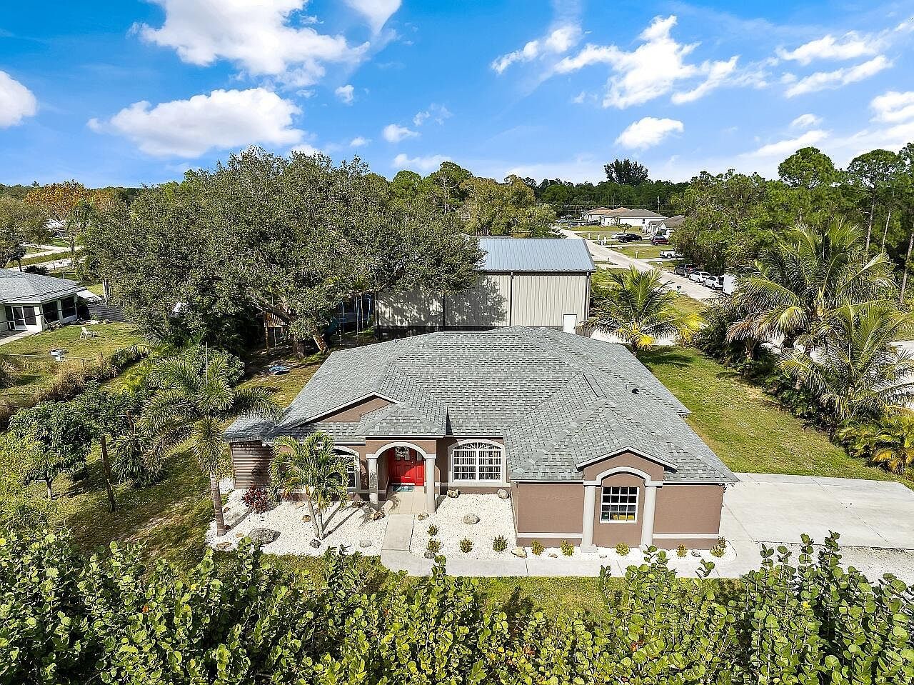 8015 97th Ct Vero Beach, FL 32967 - Thumbnail 3