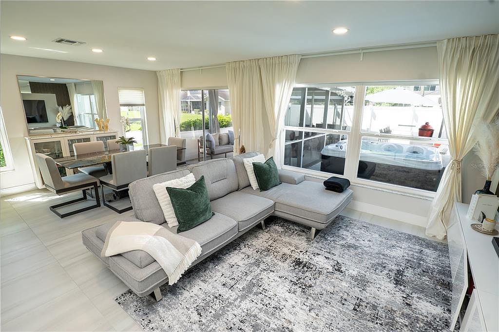 1236 NW 52nd Way Deerfield Beach, FL 33442 - Thumbnail 3