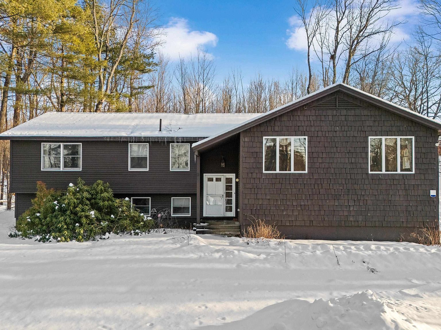 25 Sherwood Forest Dr Gilford, NH 03249 - Thumbnail 3