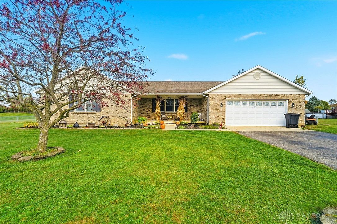 6258 Zachary Ave Springfield, OH 45502 - Thumbnail 3