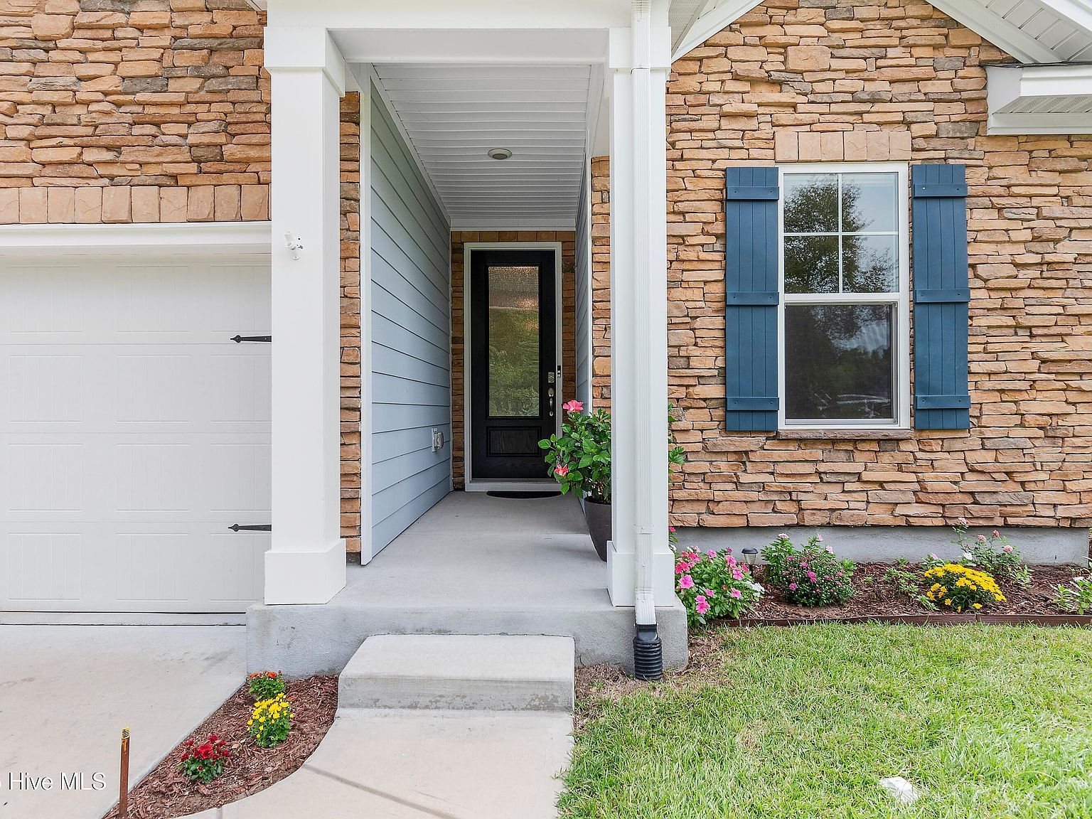 1068 Sea Bourne Way Sunset Beach, NC 28468 - Thumbnail 3