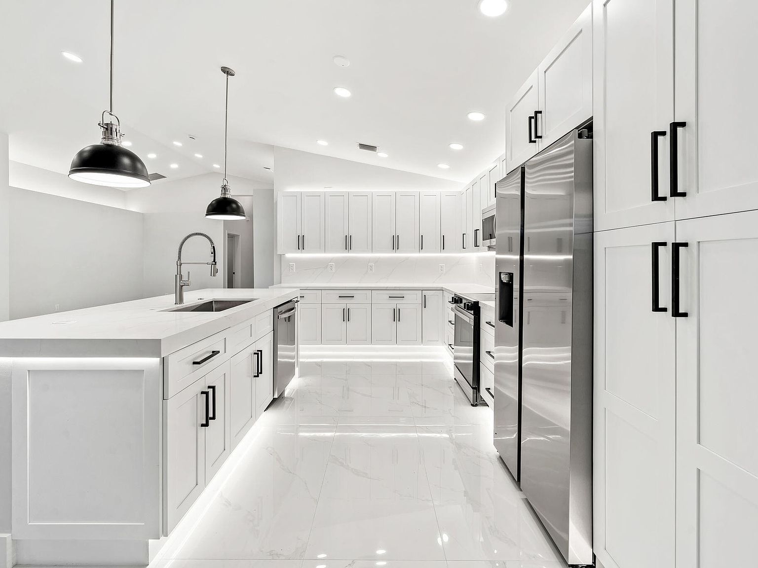 7273 Kea Lani Dr Boynton Beach, FL 33437 - Thumbnail 3