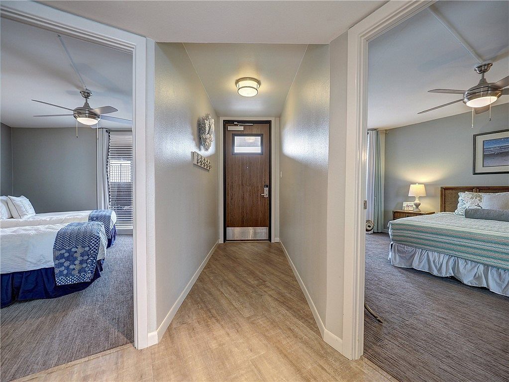 6649 Seacomber Dr APT 309 Port Aransas, TX 78373 - Thumbnail 3