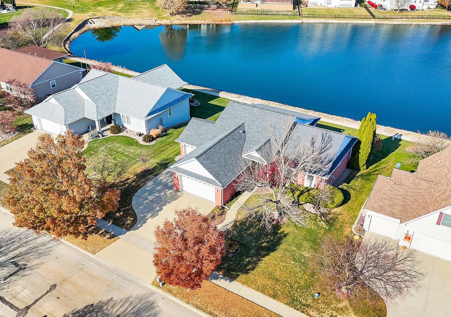 2918 Rutherford Dr Urbana, IL 61802 - Thumbnail 3