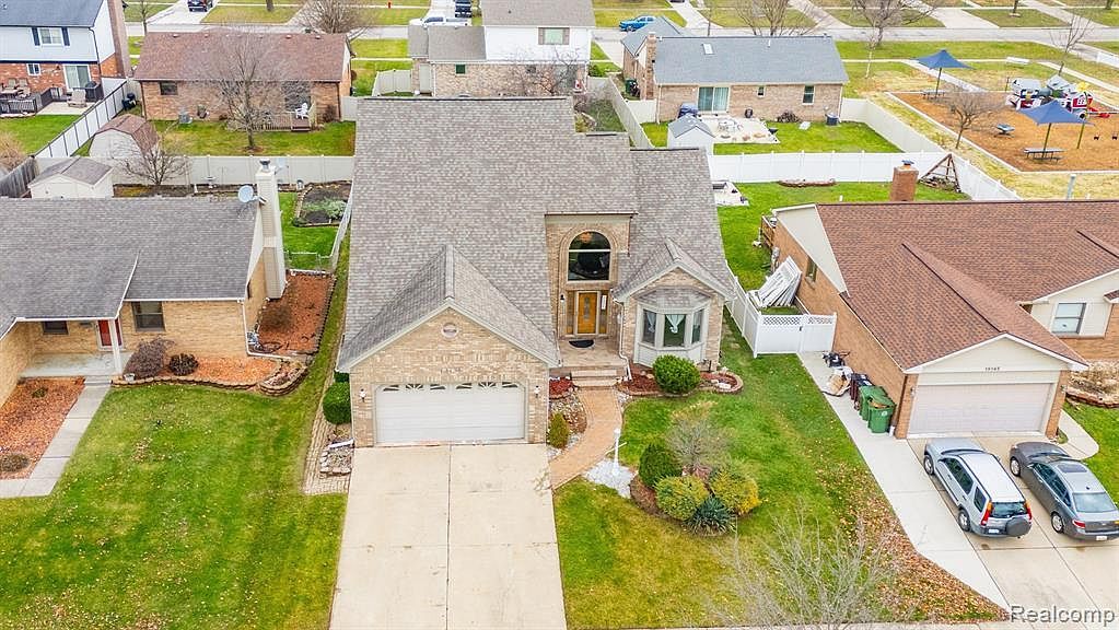 15135 Churchill St Southgate, MI 48195 - Thumbnail 3