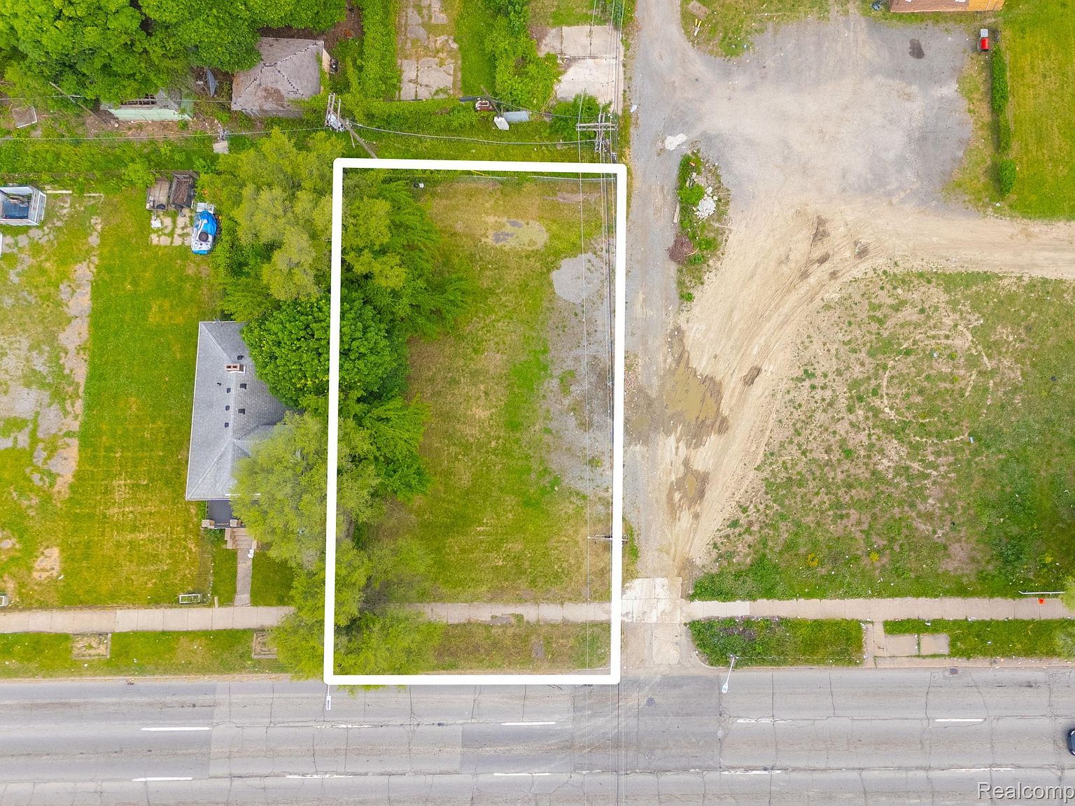 2434 W Davison Detroit, MI 48238 - Thumbnail 3