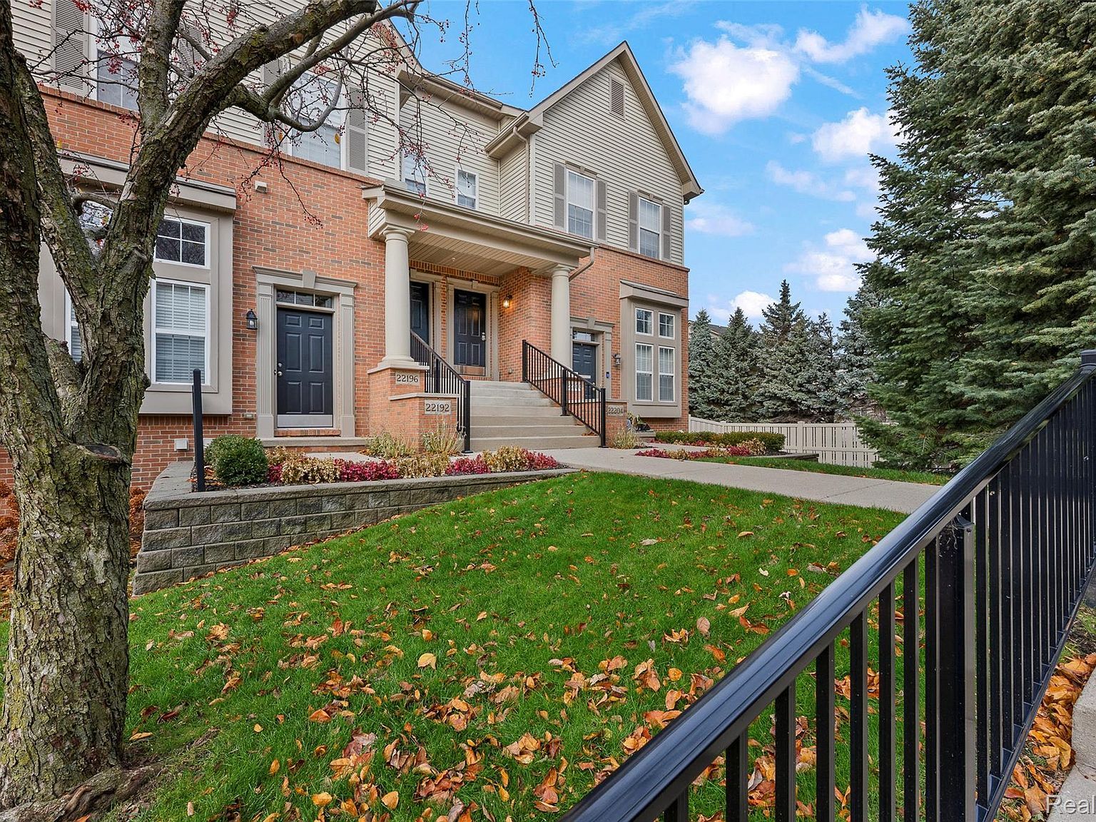 22200 Abbey Ln Dearborn, MI 48124 - Thumbnail 3