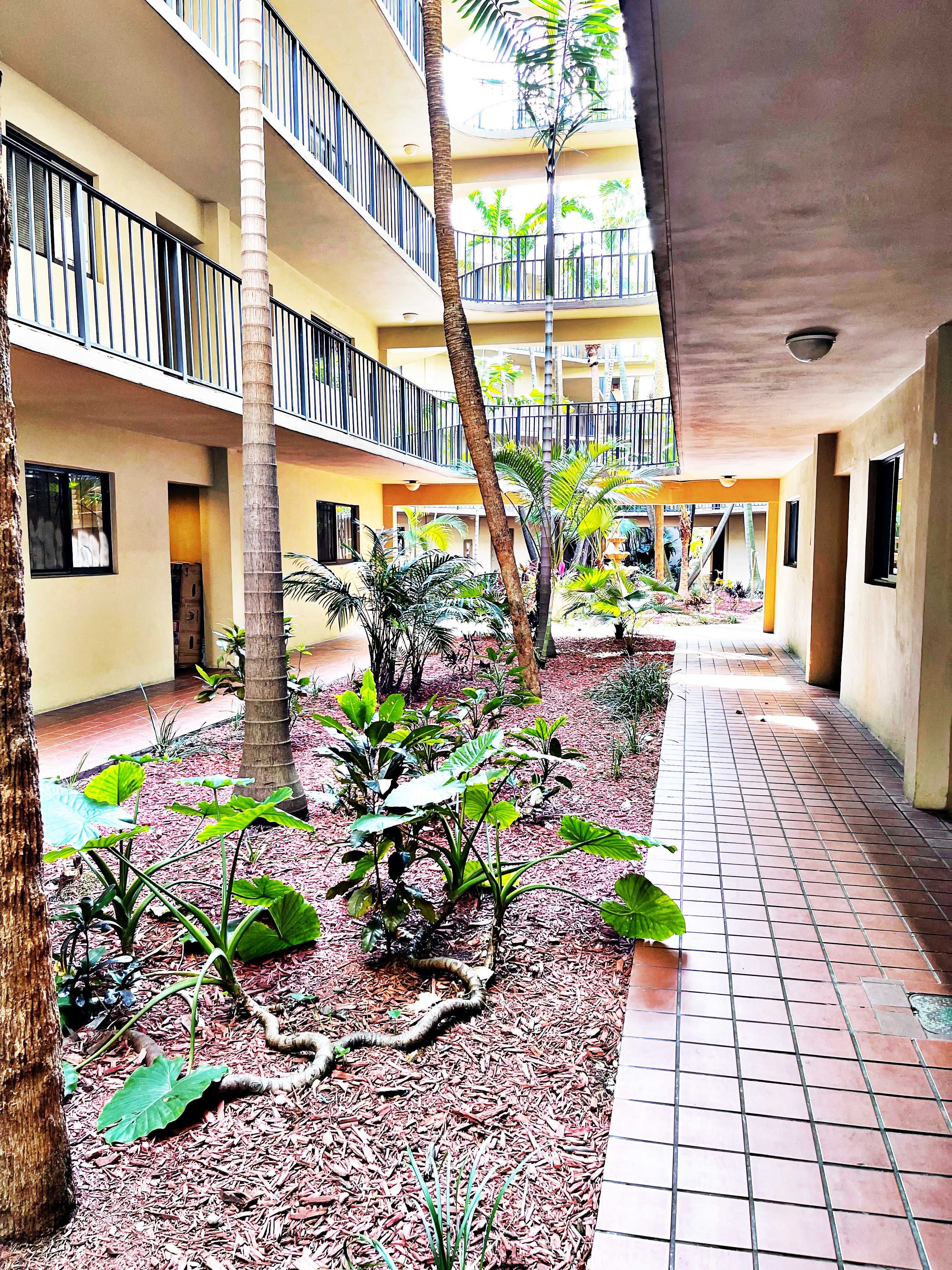 8615 NW 8th Street #120, Miami, FL 33126 - Thumbnail 3