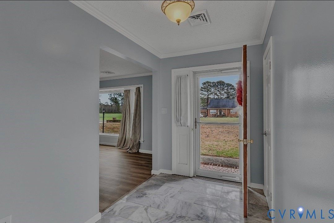 9829 Line Fence Rd Hayes, VA 23072 - Thumbnail 3