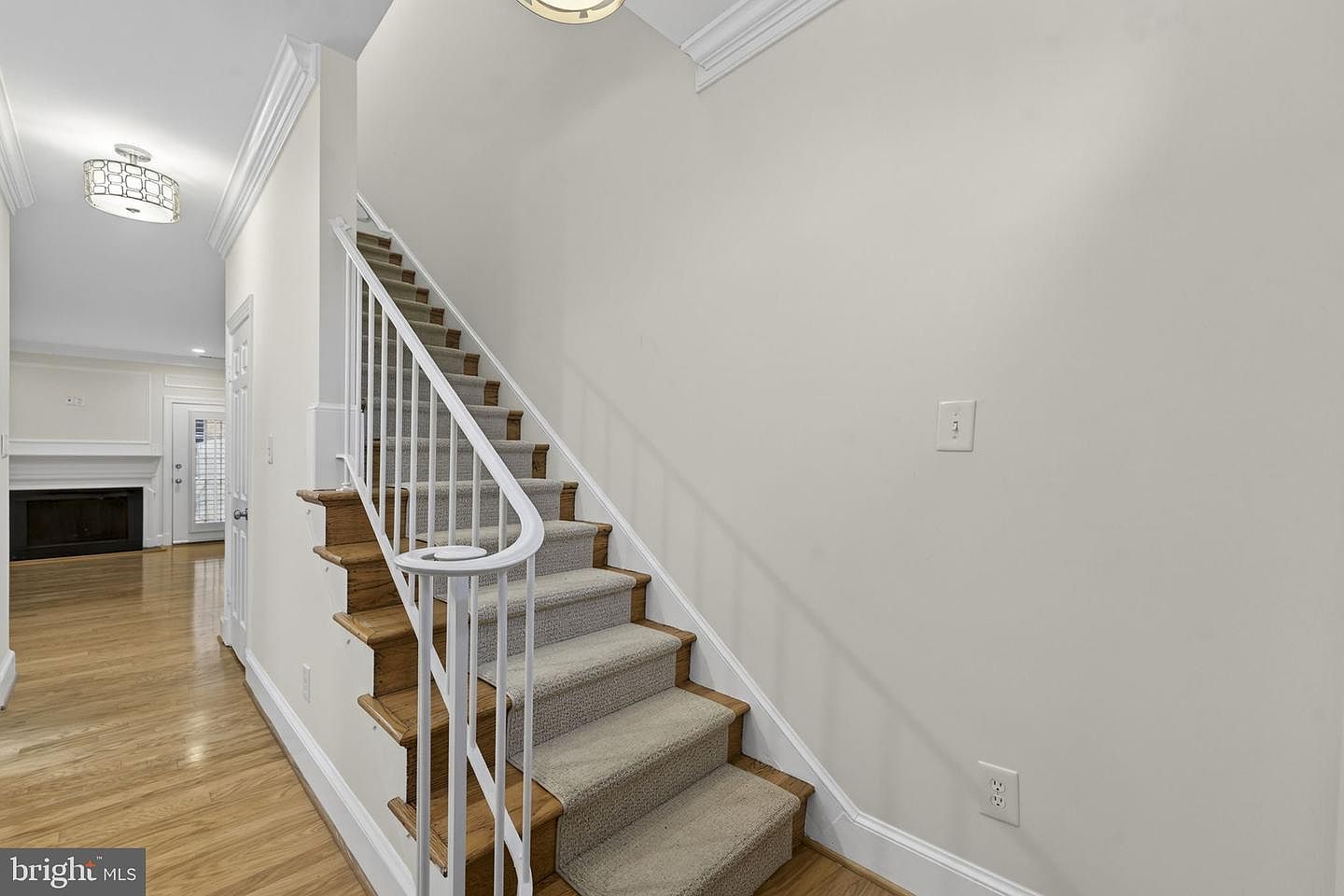 515 Tobacco Quay Alexandria, VA 22314 - Thumbnail 3