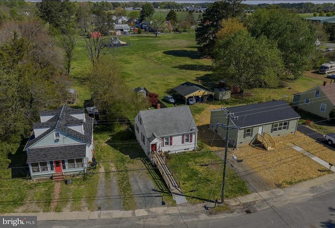 159 Belle Ville Ln Warsaw, VA 22572 - Thumbnail 3